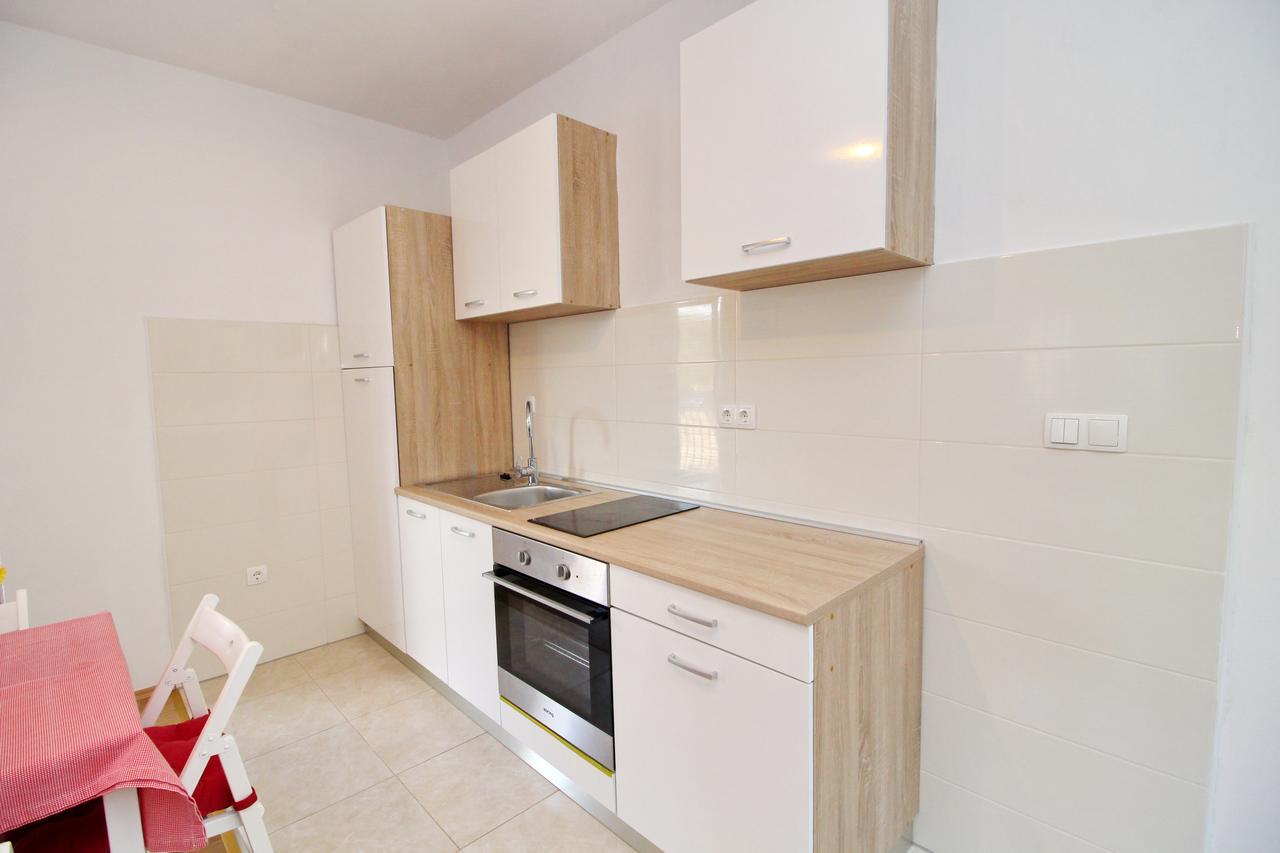 Nodilo Apartment *