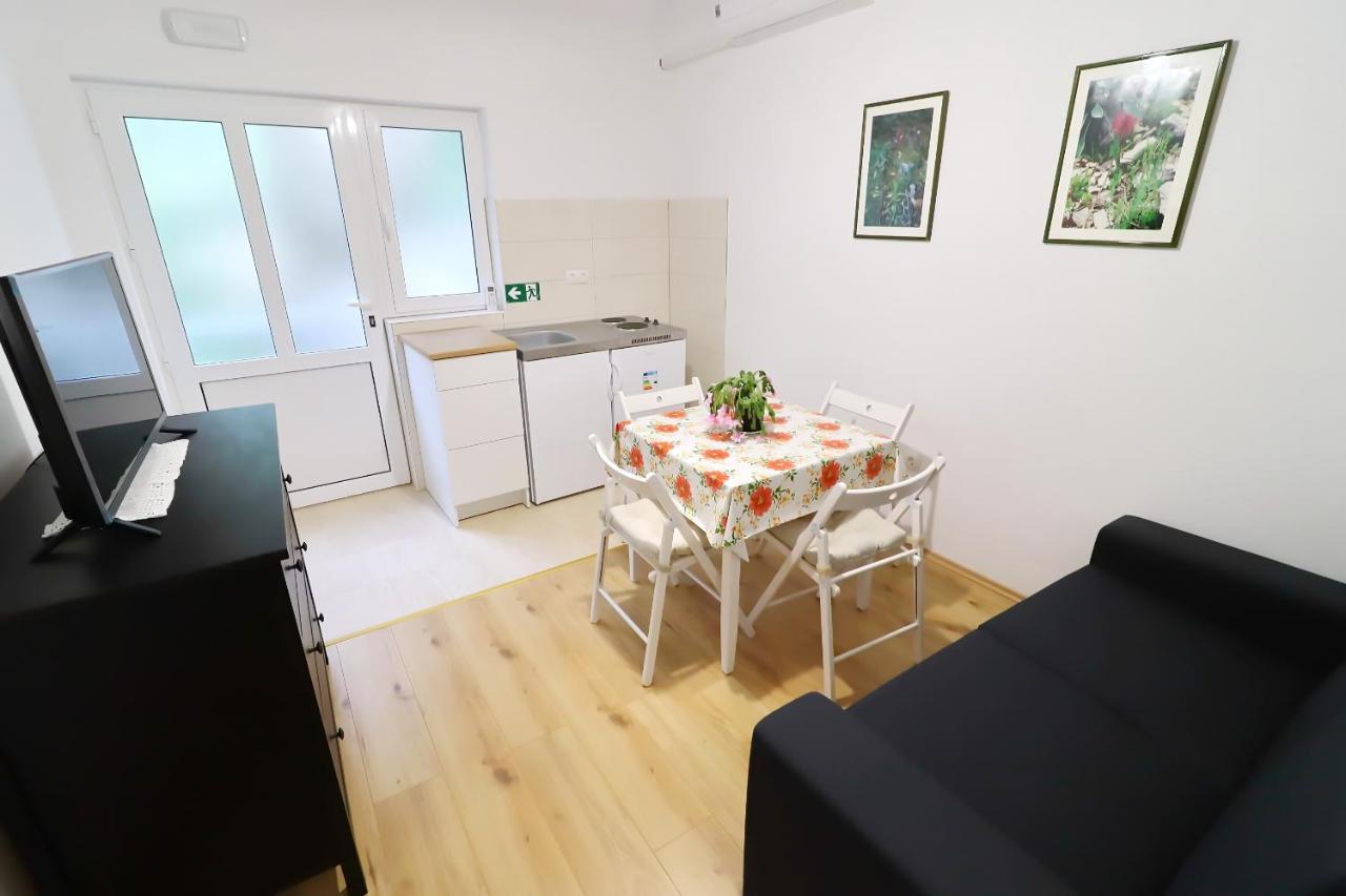 Nodilo Apartment